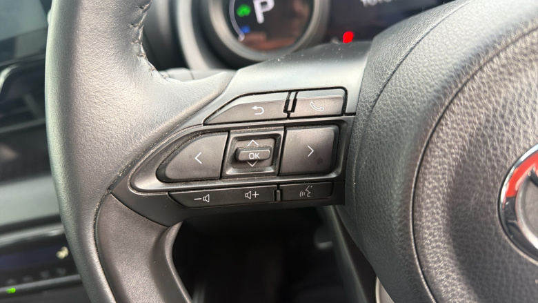 Toyota Yaris 1.5 Hybrid Design 5dr CVT Hybrid Hatchback